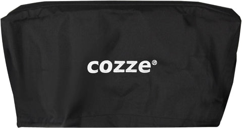 Ein schwarzer, wetterfester Cozze Überzug für 13 Zoll Pizzaofen mit weißem "cozze®" Logo auf der Vorderseite. Diese rechteckige Abdeckung ist ideales Zubehör zum Schutz Ihres 13 Zoll Cozze Pizzaofens.