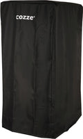 Die Cozze Abdeckung für 110cm hohen Outdoor-Tisch/Küche in schwarz ist ein wetterfester Schutz für Ihre Cozze Küche oder als Outdoor-Tisch Abdeckung, mit weißem "COZZE" Logo oben.