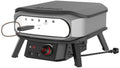 Der Cozze 13 Zoll Pizzaofen PREMIUM ROTATE (elektrisch, 230V, CH-Stecker) von Cozze ist kompakt in Schwarz und Silber gehalten und verfügt über eine digitale Temperaturanzeige, einen Bedienknopf, eine Pizzaschaufel in der Öffnung und ein Stromkabel auf der rechten Seite.