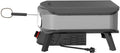 Ein kompakter elektrischer Tischgrill mit Drehspießaufsatz und Thermostatknopf, plus Netzkabel und stabilen klappbaren Beinen - perfekt neben Ihrem Cozze 17 Zoll Pizzaofen PREMIUM ROTATE, elektrisch 230V von Cozze.