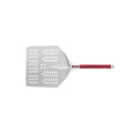 Die Cerutti Inox Tulip 60° Pizzaschaufel quadratisch perforiert 33x33cm von Cerutti Inox, hergestellt aus eloxiertem Aluminium mit einer breiten, flach gelochten Klinge und rotem Griff, steht auf einem weißen Hintergrund.
