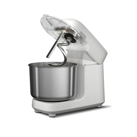 Die Ooni Halo Pro Spiral-Knetmaschine & Küchenmaschine ist eine elegante weiße Küchenmaschine mit einer Rührschüssel aus Metall, einem Knethaken und einem kippbaren Deckel für den perfekten Pizzateig und liefert Ergebnisse wie ein professioneller Mixer.