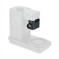 Der Wilfa Adapter für optionales Zubehör von Wilfa ist ein schlankes, modernes Accessoire mit minimalistischem Design - mit schwarzen Akzenten auf weißem Grund - und eignet sich perfekt zur Aufrüstung und Ergänzung Ihrer Küchenmaschine.