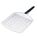 Die Ooni Pizzaschaufel 12" ist eine silberne Aluminiumschaufel mit schwarzem Griff und Perforationen für optimale Luftzirkulation. Sie trägt das „Ooni“-Logo auf der Oberfläche und eignet sich daher ideal zum effizienten Befördern von Pizzas in einen heißen Ofen und wieder heraus.